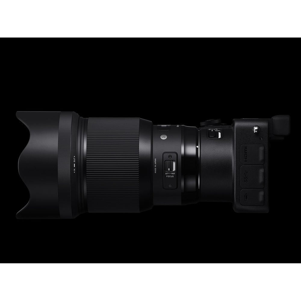 Sigma (321954) 85mm F1.4 DG HSM Art Full-Frame Sensor Lens for Canon + Sandisk Extreme PRO SDXC 128GB UHS-1 Memory Card