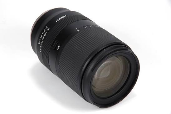 Tamron 18-300mm f/3.5-6.3 Di III-A VC VXD Lens (Nikon Z)