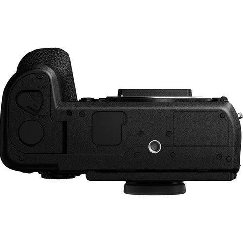 Panasonic Lumix DC-S1 Mirrorless Digital Camera with 24-105mm Lens